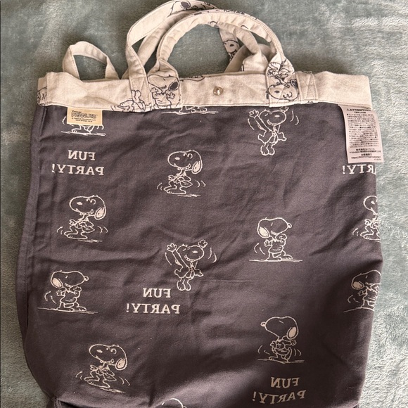 Snoopy 'Fun Party!' Canvas Tote Bag from Tokyo, Japan. - Picture 4 of 6